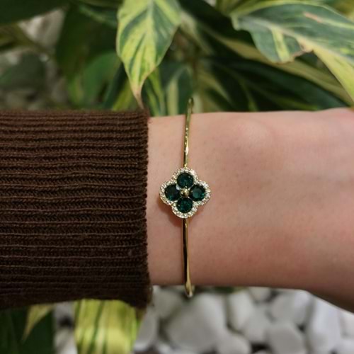 Zümrüt Taş Desenli Yoncalı Ayarlanabilir Bilezik