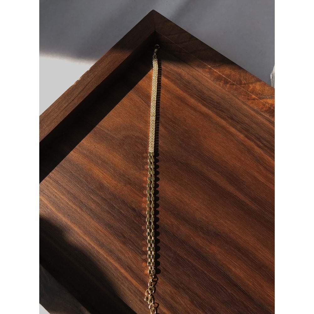 VIP Yarı Ezik Küplü Yarı Pırlantalı Bileklik